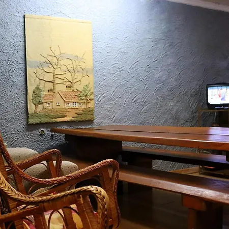 Estrela Peles Apartman *